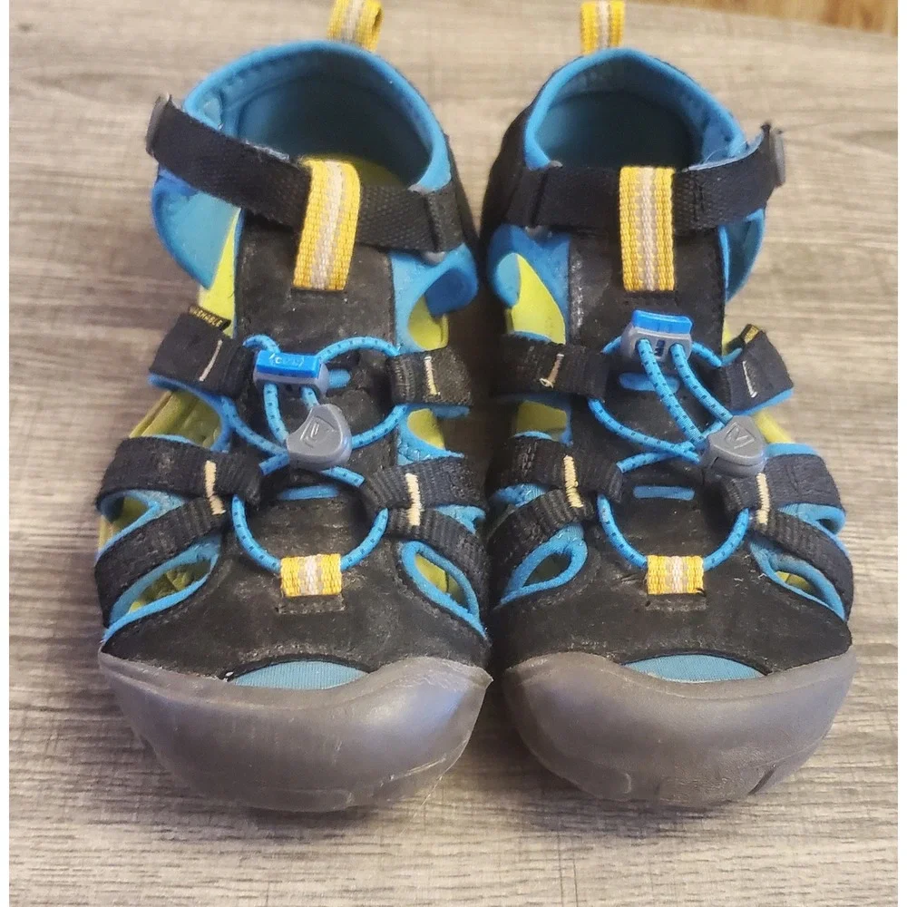 Keen Seacamp II Hiking Sandals Youth Size 4 Black‎ Blue
